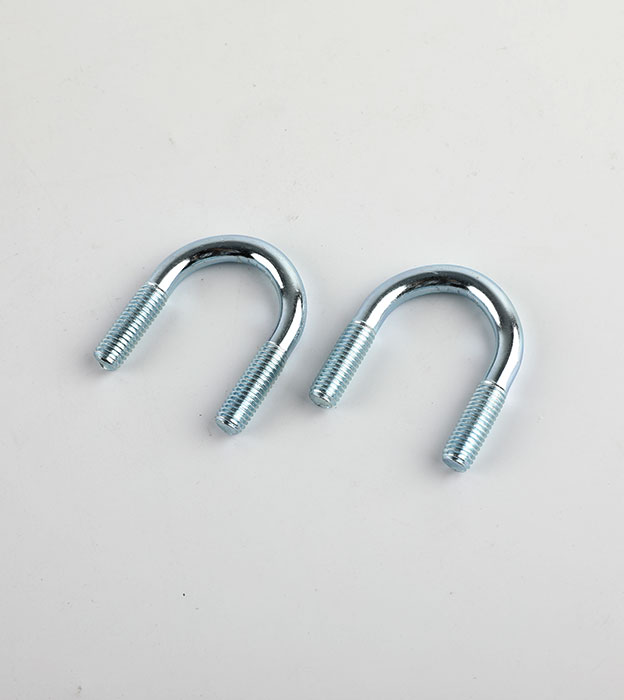 Quais são as precauções para parafusos em forma de U